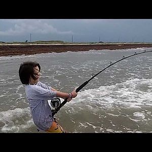 Surf Fishing for BIG Bull Sharks