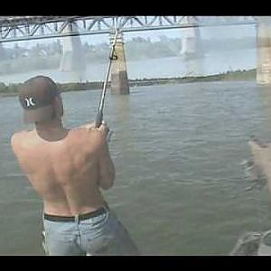 Fishing Sturgeon  (fishinggeeks.net)