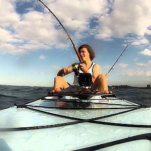 HD Kayak fishing  - Palm beach reef (Mac Tuna)