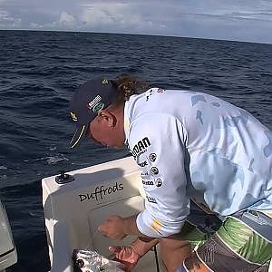 Fishing for Reef Species using Peternoster Rigs - Reel Action TV