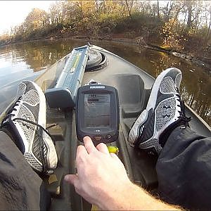 Humminbird Piranhamax 170 Fish Finder Review - in water