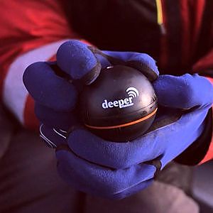 Fishing with Deeper fishfinder (Boat)