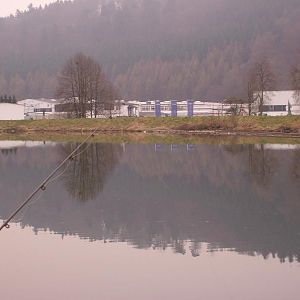 Angelplatz "Looper Stausee". Mit ca. 4,00 m höchste Gewässertiefe!