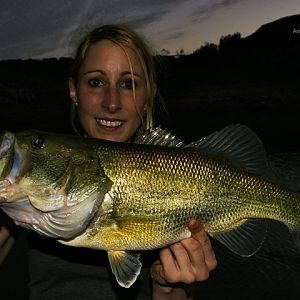 Bass Guiding Sandra