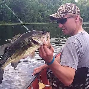 Fly Fishing Largemouth Bass