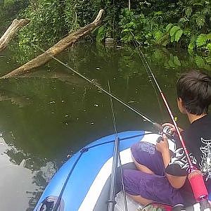 Raft fishing in Singapore