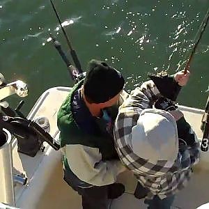 Lake Michigan Salmon Fishing Sheboygan Wisconsin, Catching Big Fish in Sheboygan