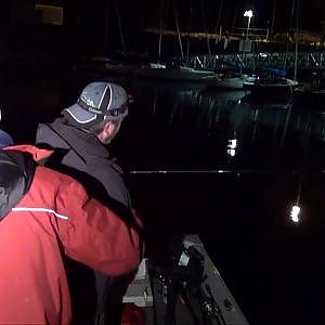 Milwaukee Harbor Salmon Fishing at Night | Crankbait Salmon Fishing Lake Michigan