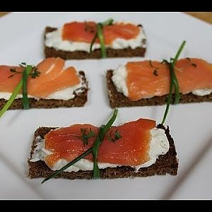 Party- Snacks #1 Lachs-Meerrettich-Häppchen