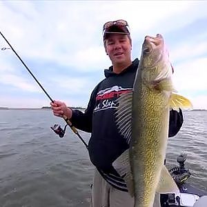 Plastics Tactics in Lakes for Mid Summer Walleye -