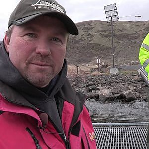 Columbia River Pre-Spawn Walleye & Crab