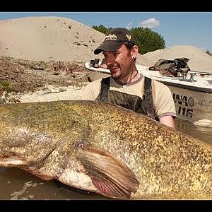 TUTORIAL: LA PESCA A SPINNING AL SILURO by YURI GRISENDI