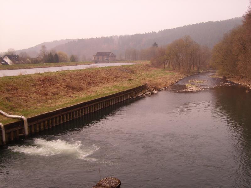 "Altes Aggerbett" aus Sicht "Looper Stausee" (Staumauer)