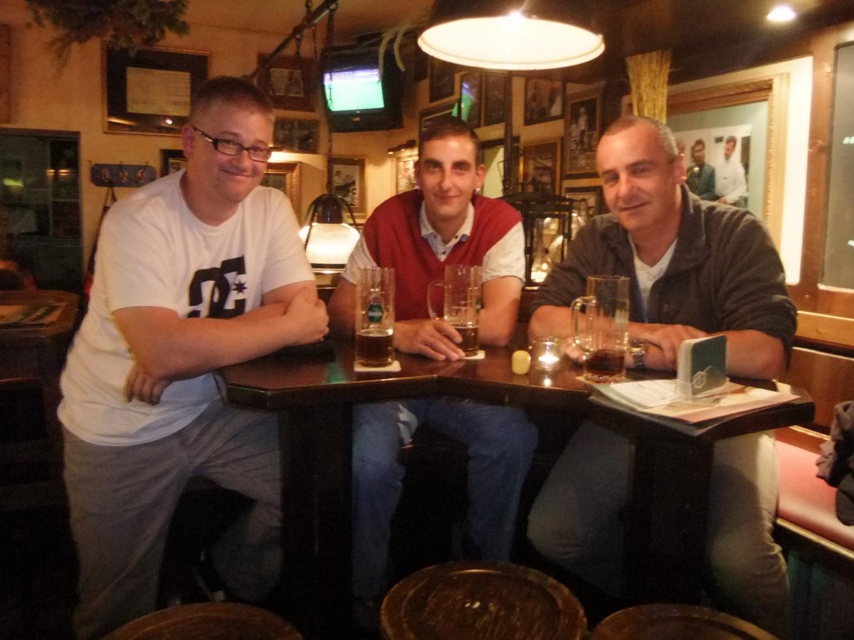 Ein kleines IG treffen mit Thomas, Stefan, und mir, im Diebels in Chemnitz. Bei ein paar Bierchen plauderten wir natürlich nur übers schönste Hobby de