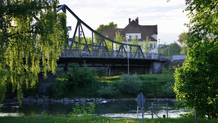 Untere Isar bei Landau - Bild von pb