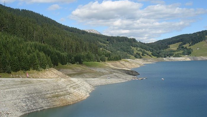 Durlassboden Stausee - Bild von Hänsel und Gretel, CC BY-SA 3.0, via Wikimedia Commons