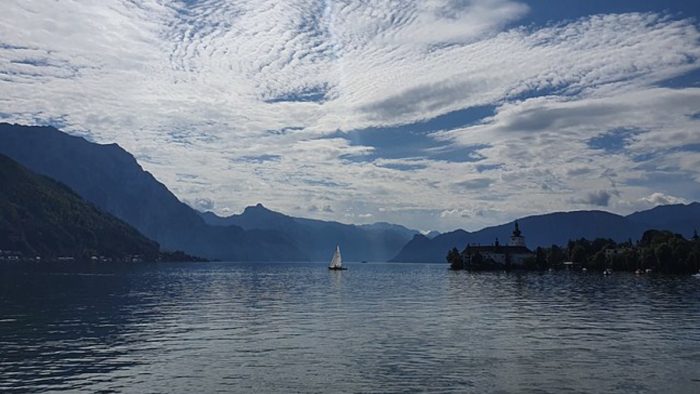 Traunsee - Bild von Malephi, CC BY-SA 4.0, via Wikimedia Commons