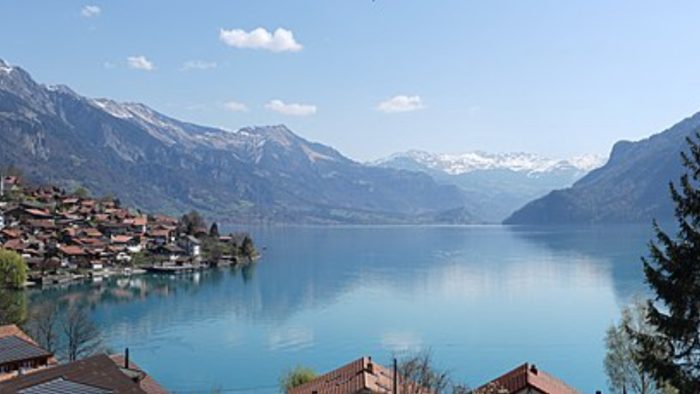 Brienzersee – Bild von Nicojonesgodel, CC BY-SA 4.0, via Wikimedia Commons