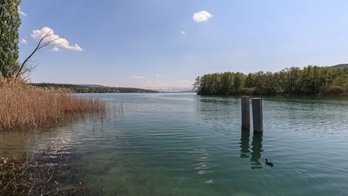 Hallwilersee – Bild von EpsilonEridani, CC BY-SA 4.0, via Wikimedia Commons