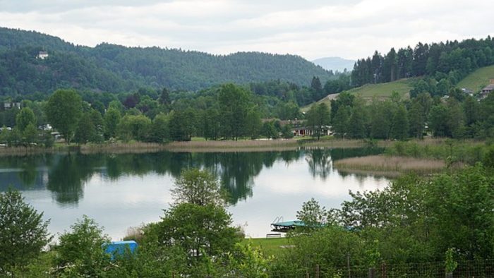 Keutschacher See – Bild von Naturpuur, CC BY 4.0, via Wikimedia Commons