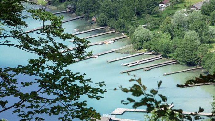 Klopeinersee – Bild von Niki.L, CC BY-SA 4.0, via Wikimedia Commons