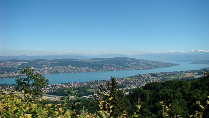 Zürichsee – Bild von Thomas Woodtli, CC BY-SA 3.0, via Wikimedia Commons