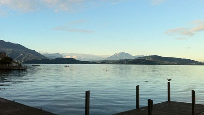 Zugersee – Bild von Zeteo88, CC BY-SA 4.0, via Wikimedia Commons